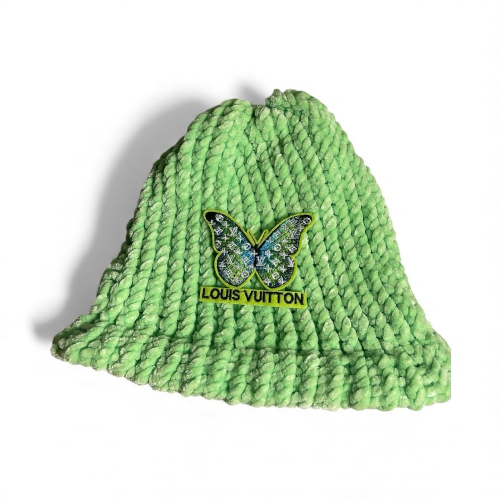 Super Soft Hand Knitted Women’s Beanie with Luxury Patch